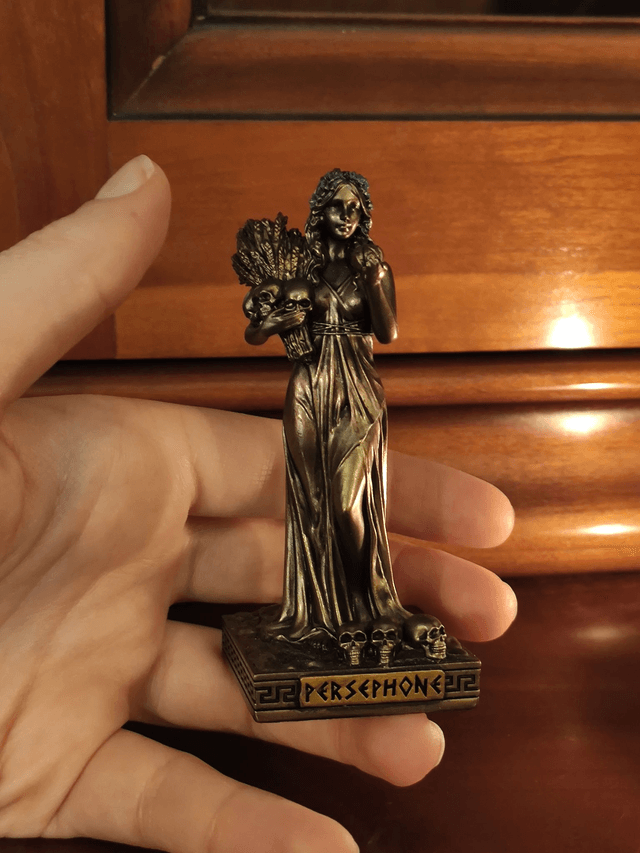 Perséphone Reine des Enfers
