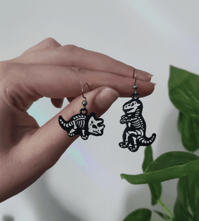 Boucles d&#039;oreilles dino